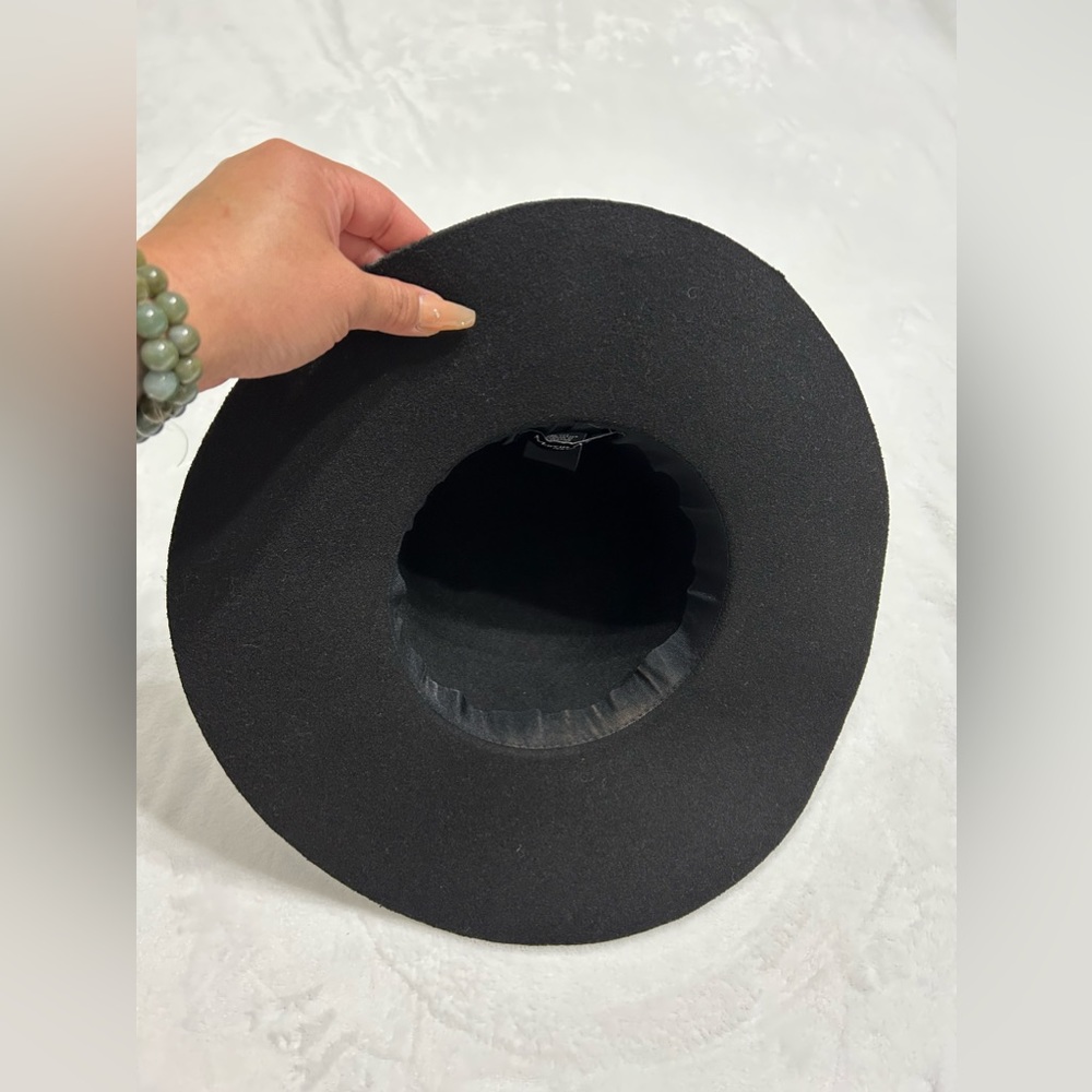Black hat - Picture 3 of 4